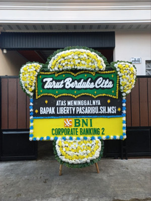 Papan Bunga Duka di Suka Rami